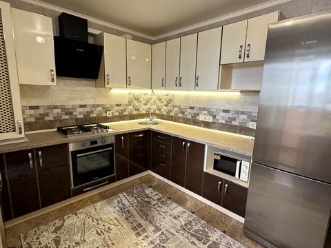 квартира за адресою Михайла Лушпи просп., 2/2