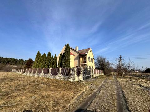 будинок за адресою с. Сапанів, Набережна, 18