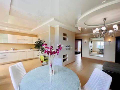 квартира за адресою Науки просп., 62-А