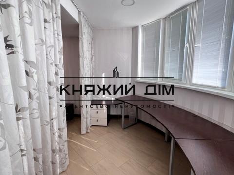 квартира за адресою Михайла Максимовича вул. (Онуфрія Трутенка), 3-Г