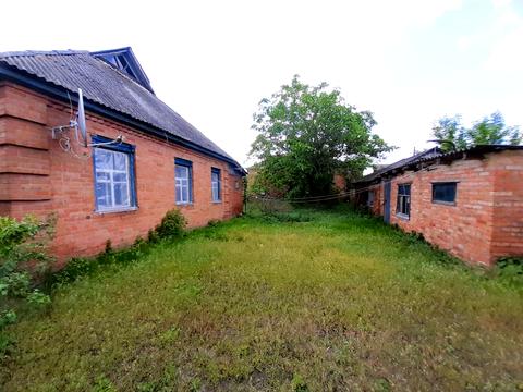 будинок за адресою Центральна вул. (Жовтнева), 3