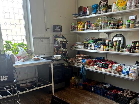 коммерческая по адресу Ужгородська, 8