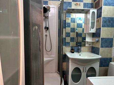 квартира по адресу Героев Днепра ул., 1