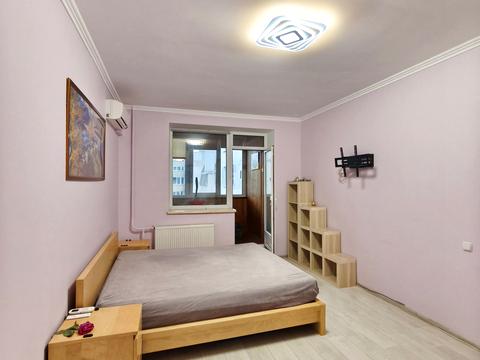 квартира за адресою Зоопаркова вул., 10