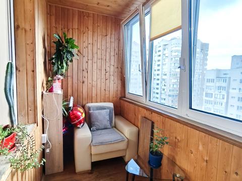 квартира за адресою Зоопаркова вул., 10