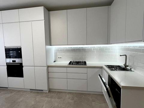 квартира за адресою Тролейбусна вул., 28