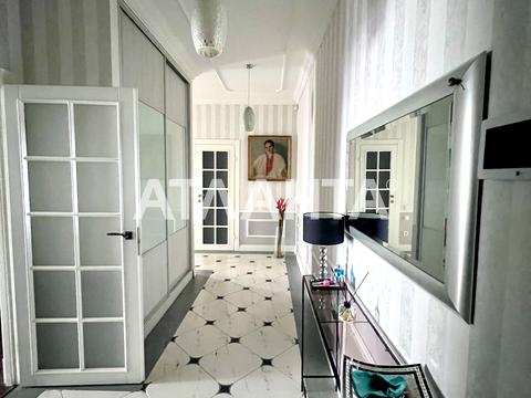 квартира за адресою Генуезька вул., 5