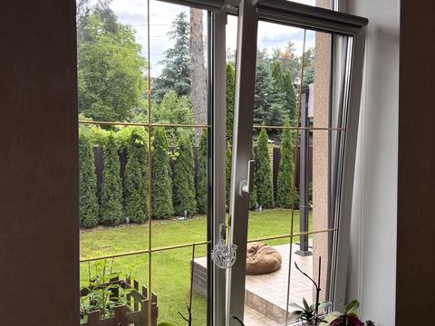 дом по адресу Українська ул., 12