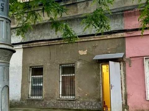 комерційна за адресою Колонтаївська вул., 21