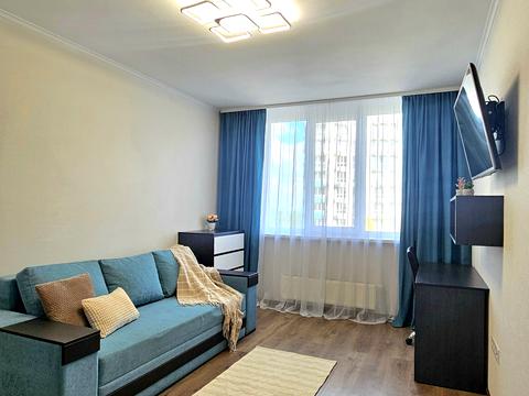 квартира за адресою Академіка Заболотного вул., 15-В
