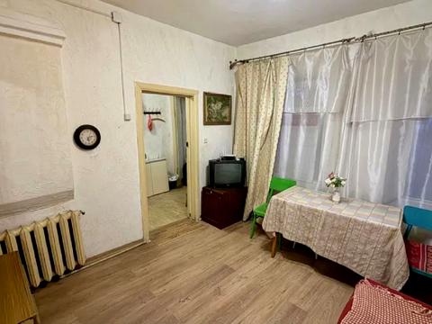 комерційна за адресою Колонтаївська вул., 21
