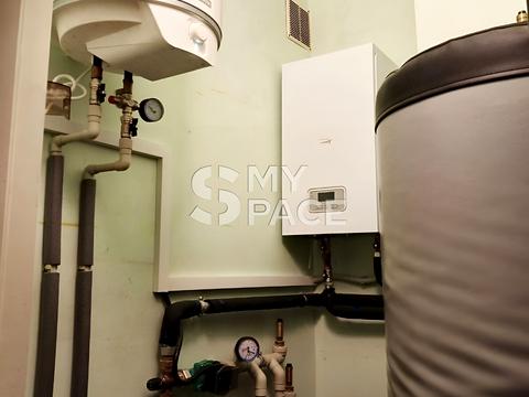 комерційна за адресою Михайла Котельникова вул., 31