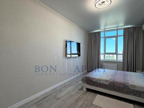 квартира за адресою Миколи Гулака вул., 4