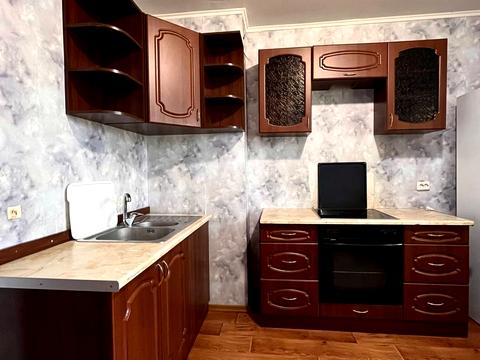 квартира за адресою Сергія Данченка вул., 3