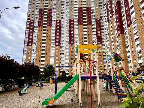 квартира за адресою Сергія Данченка вул., 3