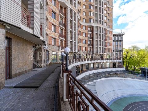 комерційна за адресою Богдана Хмельницького вул., 58-А