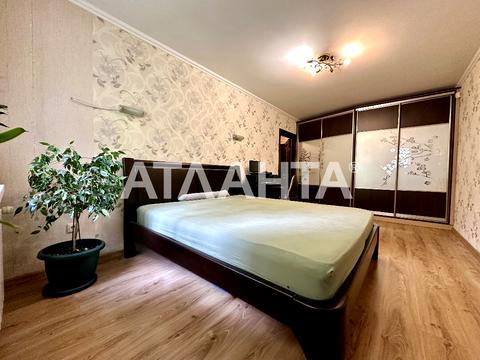 квартира за адресою Небесної Сотні просп. (Маршала Жукова), 26