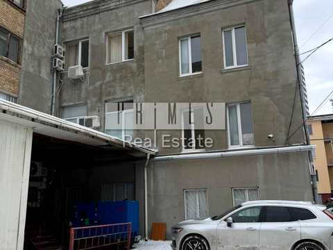 комерційна за адресою Жилянська вул., 5