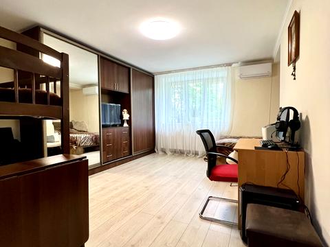 квартира за адресою Гетьмана Івана Мазепи вул. (Топольна), 43