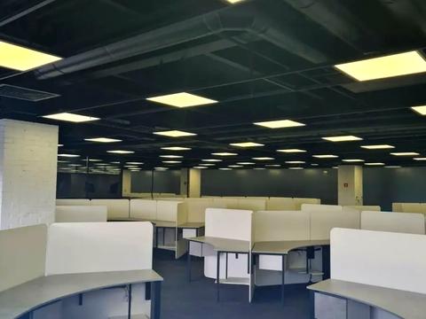 комерційна за адресою Вадима Гетьмана вул., 6