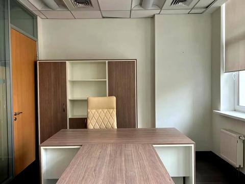 комерційна за адресою Рильський пров., 6