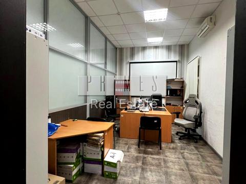 коммерческая по адресу Кияновский пер., 3-7