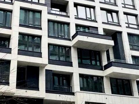 паркомісце за адресою Київ, Ґарета Джонса вул. (Сім'ї Хохлових), 12