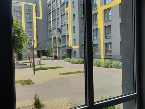 комерційна за адресою Залізнична вул., 9А