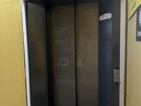 комерційна за адресою Героїв Дніпра вул., 34-А
