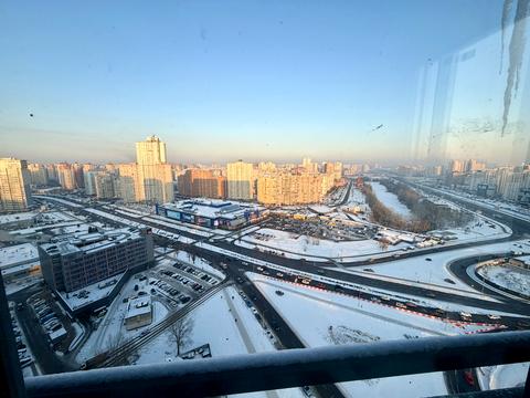 квартира за адресою Дніпровська набережна вул., 20-А