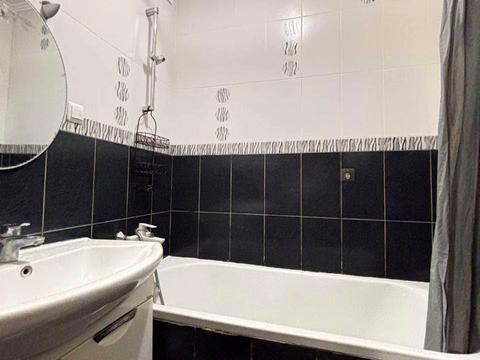 квартира за адресою Фабрична вул., 1