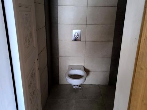 комерційна за адресою Площа Шевченка, 1А