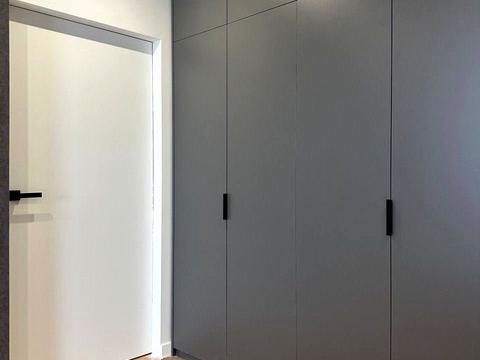 квартира за адресою Миколи Боголюбова вул., 5