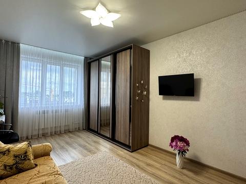 квартира за адресою Захисників України вул., 32