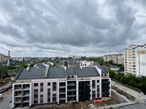 квартира за адресою Захисників України вул., 32