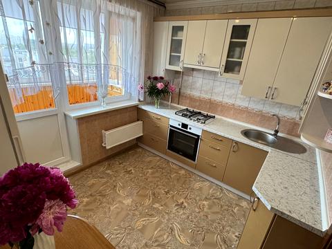 квартира за адресою Захисників України вул., 32