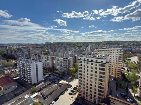 квартира за адресою В'ячеслава Чорновола просп. (), 77