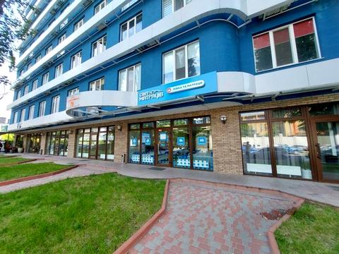 комерційна за адресою Костянтинівська вул., 75