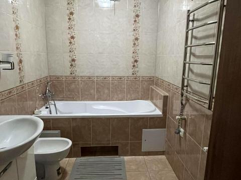 квартира за адресою Вишневецького бульв., 9