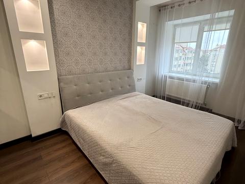 квартира за адресою с. Святопетрівське, Лесі Українки бульв., 6