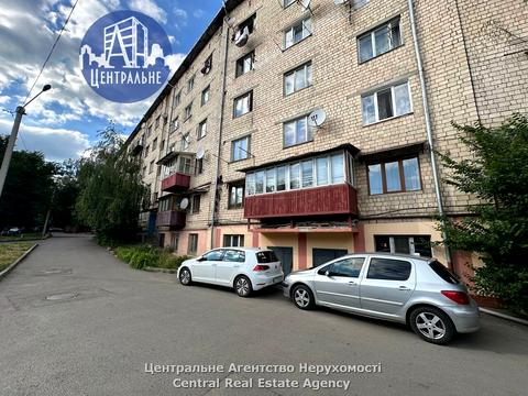 комерційна за адресою Чернівці, Бережанська вул., 17