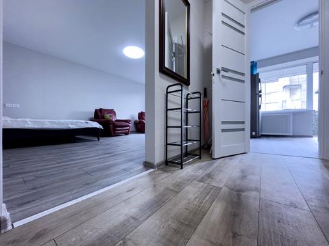 квартира по адресу Братуня ул., 7