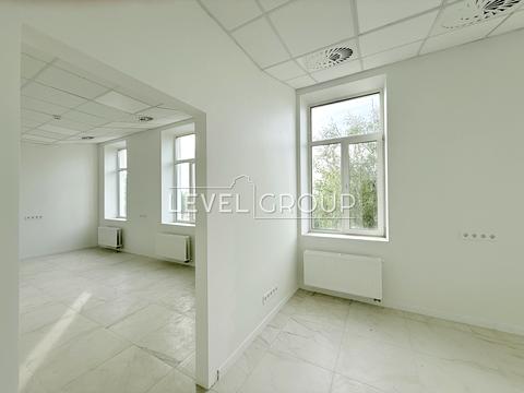 комерційна за адресою Миколи Пимоненка вул., 8а