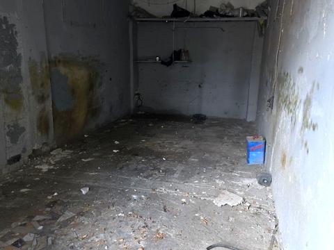 коммерческая по адресу Лоцманський спуск, 12