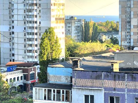 квартира за адресою Князя Володимира Великого просп., 83