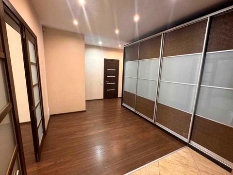 квартира за адресою Київ, Дмитрівська вул., 75