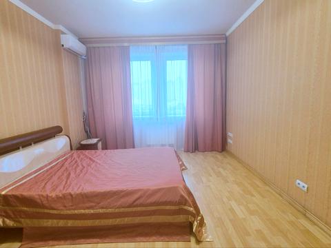 квартира по адресу Миколы Бажана просп., 12