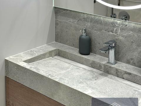 квартира за адресою Дніпровська набережна вул., 15-Є