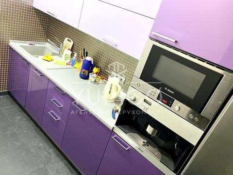 комерційна за адресою Велика Васильківська вул. (Червоноармійська), 62/64