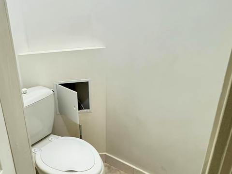 квартира за адресою Київ, Братиславська вул., 7